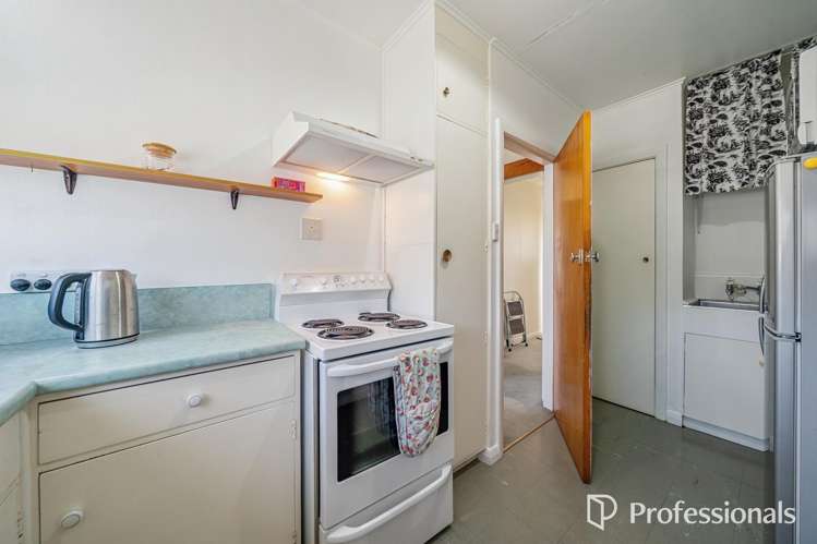 3/1079 High Street Taita_13