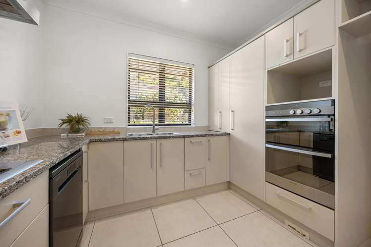 33 Kauriki Terrace Stonefields_15