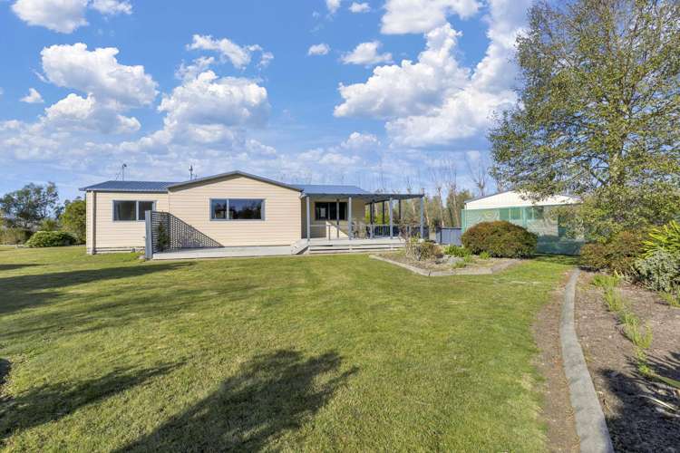 327 Georges Road Amberley_16