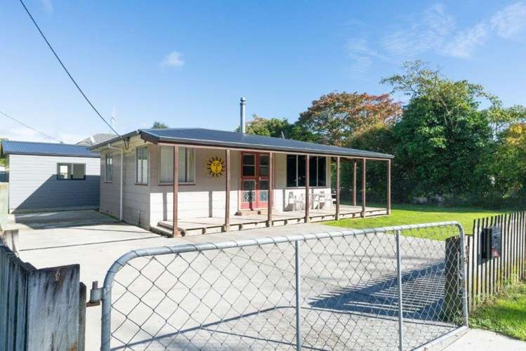 41 Kawiu Road Levin_1