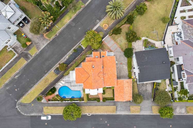 22 Marine Parade Herne Bay_35