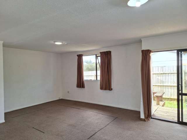 2/61 Redcrest Ave 10939_4