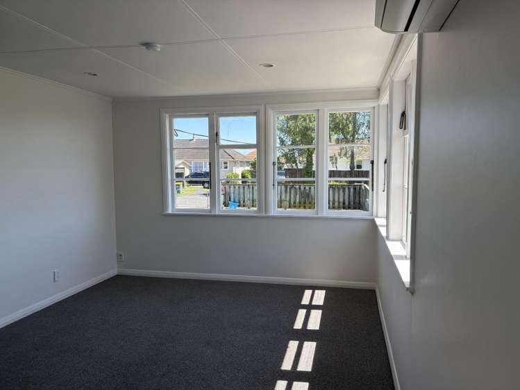 12 Rawlings Street 2738_3