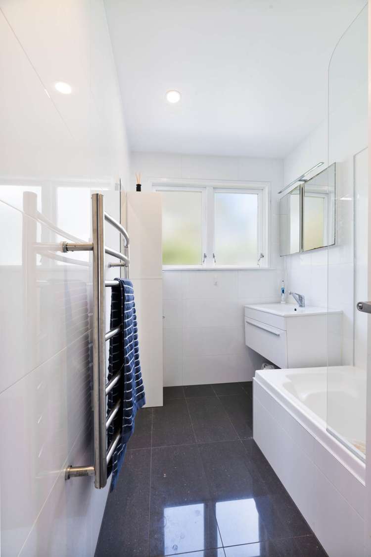 11 Allington Road Massey_18