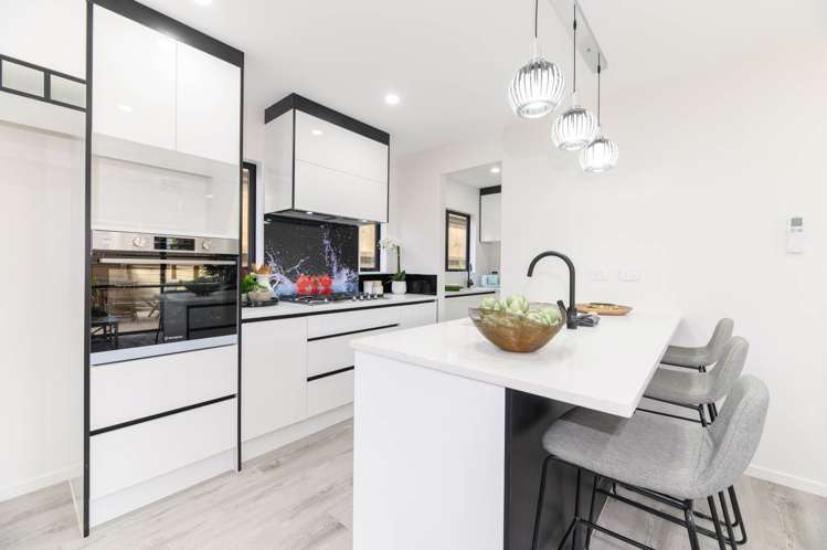 15b Addison Street Blockhouse Bay_10