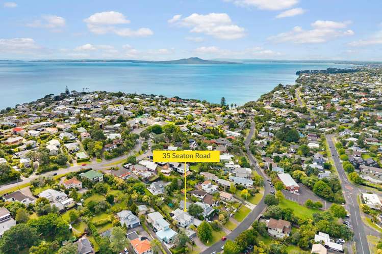 35 Seaton Road Murrays Bay_17