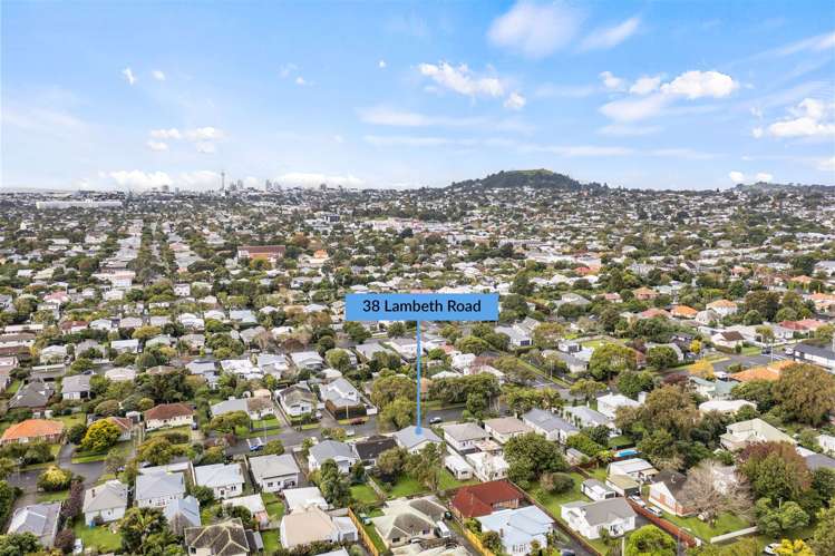 38 Lambeth Road Mount Eden_17