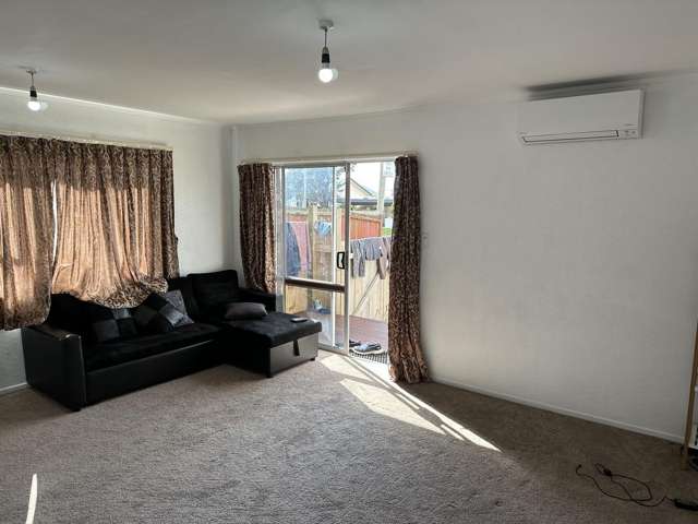 1/56 Rimu Street New Lynn_2