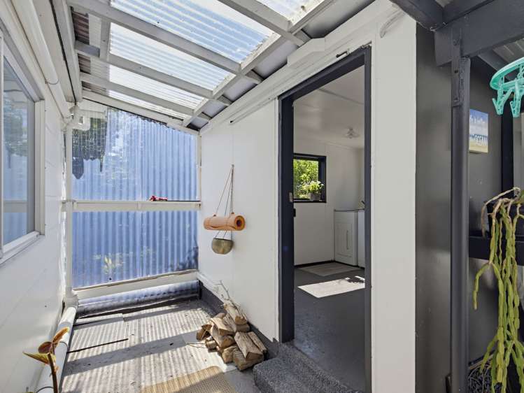 13 Torea Street Granity_13