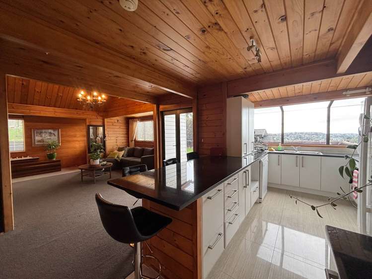 2/597 East Coast Road Browns Bay_7