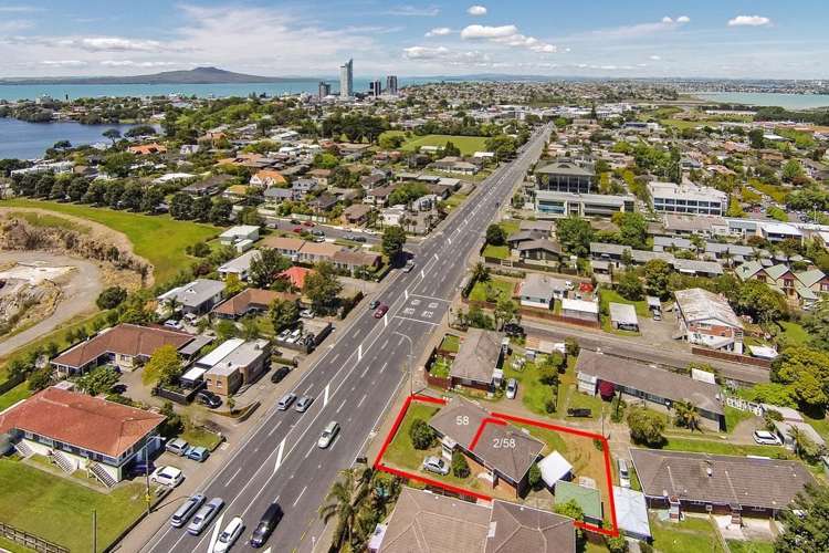 2/58 Taharoto Road Takapuna_14