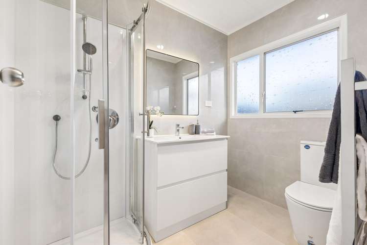 22 Chelburn Crescent Mangere East_9