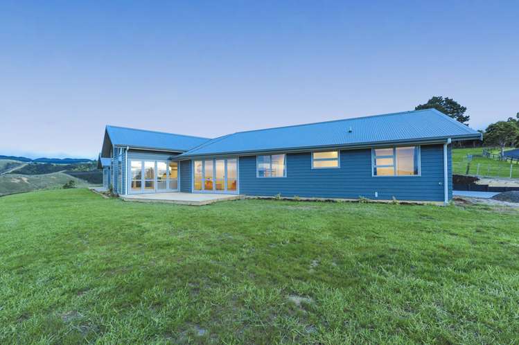 450 Monument Road Clevedon_14