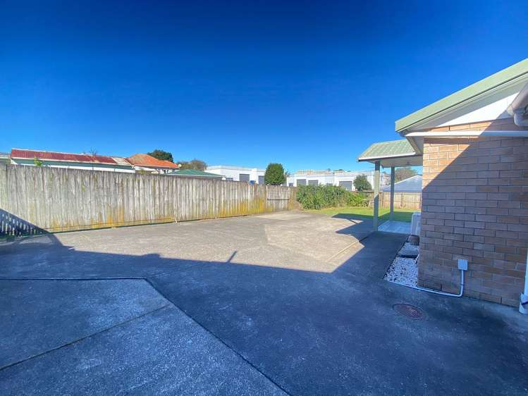 4050A Great North Road Glen Eden_12