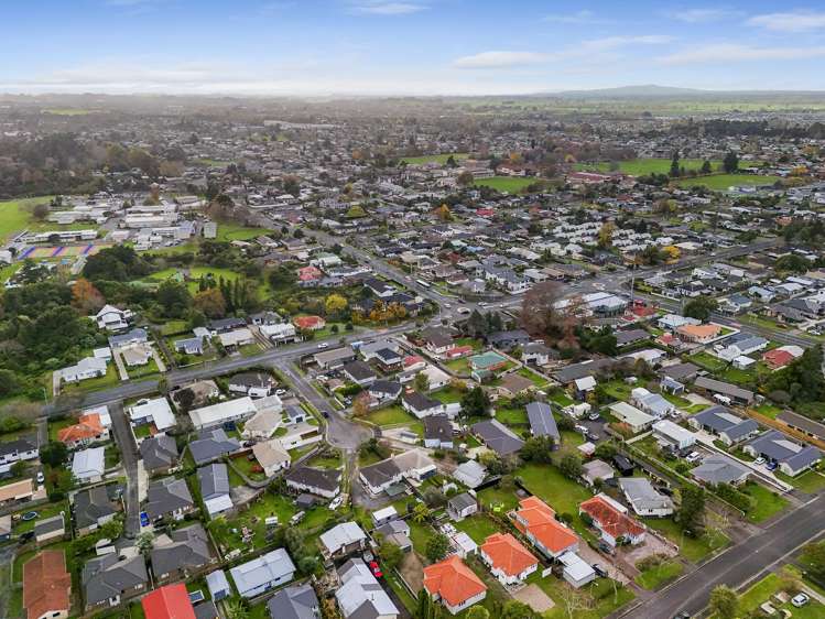 12 Le Quesne Place Fairfield_12