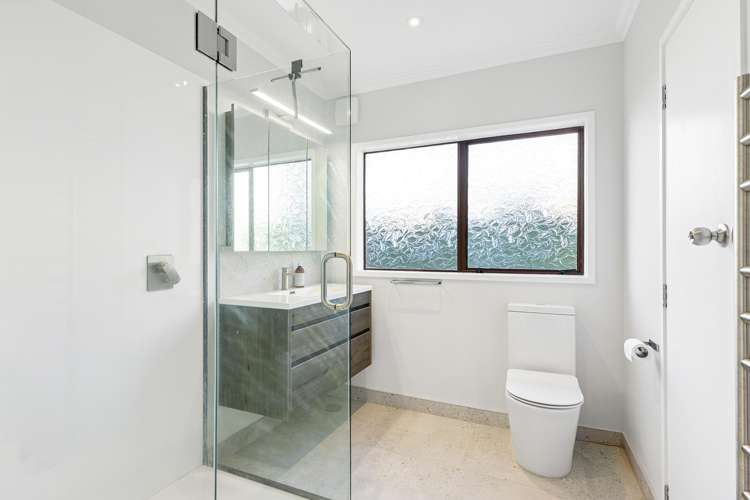 33 Prince Regent Drive Half Moon Bay_14