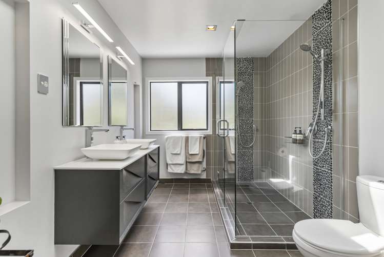 62 Shelter Drive Greenhithe_24