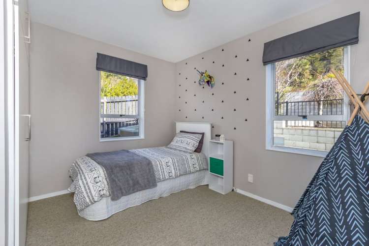 7 Avoca Valley Road Heathcote Valley_6