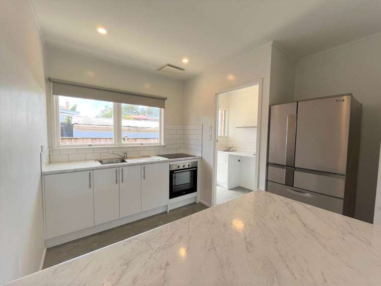 3/2 Wicklow Road Narrow Neck_7