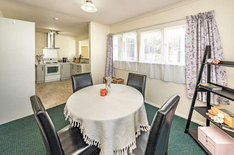 4 and 4A Kells Avenue_5