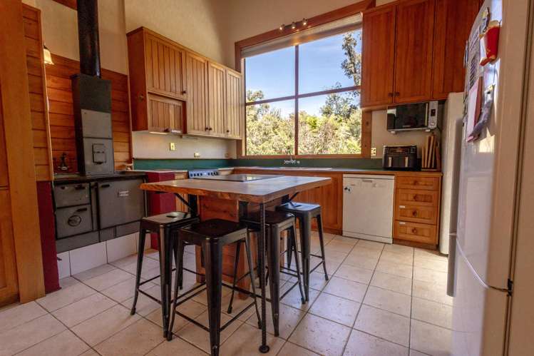 116 Cron Street Franz Josef_4