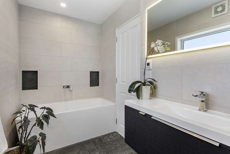 1/9 Montrose Terrace Mairangi Bay_11