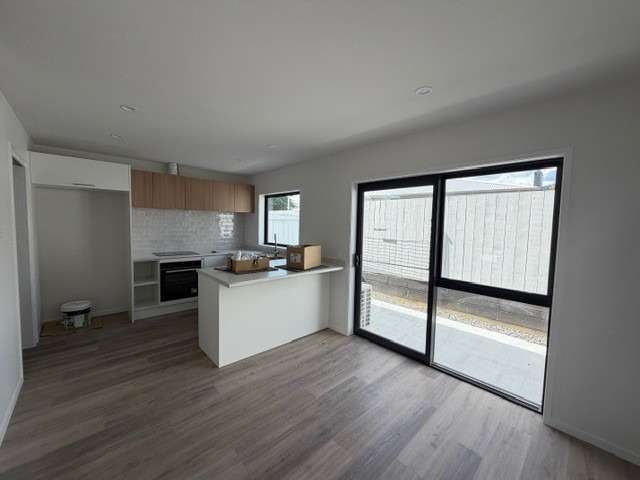 93B Boucher Avenue 11555_2