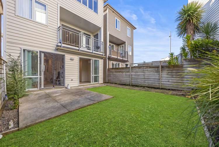 39 Arrowsmith Drive Flat Bush_25