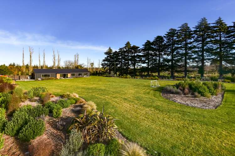 733 Mclaughlins Road Darfield_19