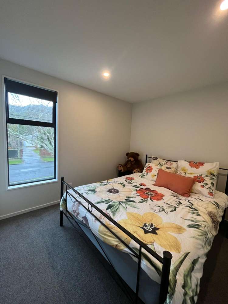  2/48 Glen Road Stokes Valley_10