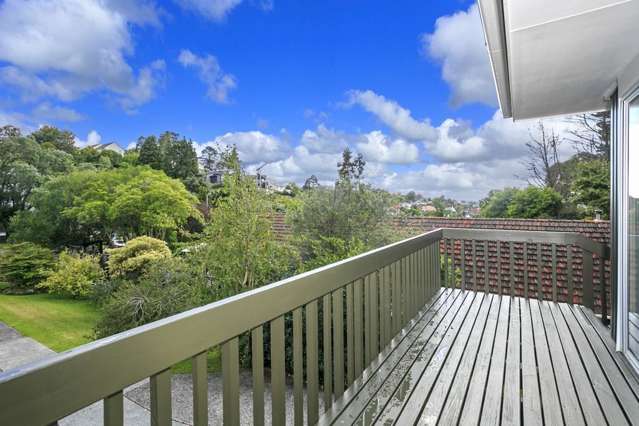 2/20 Malters Place Browns Bay_4