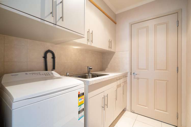 9 Waiora Place Pyes Pa_13