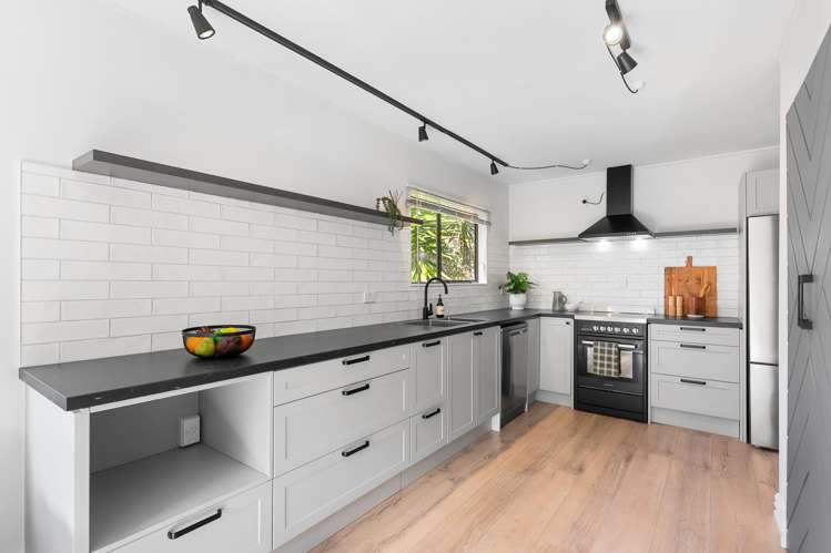 76 Khandallah Road Ngaio_4