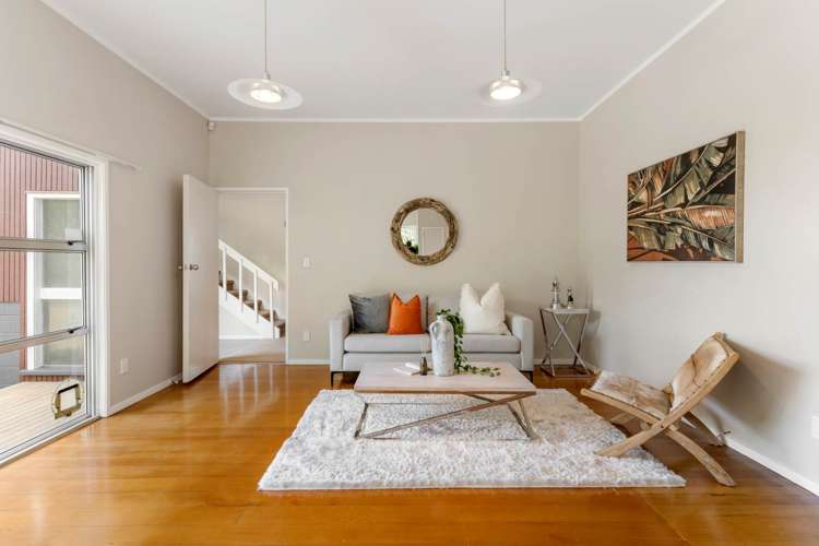 7 Merwood Lane Devonport_16