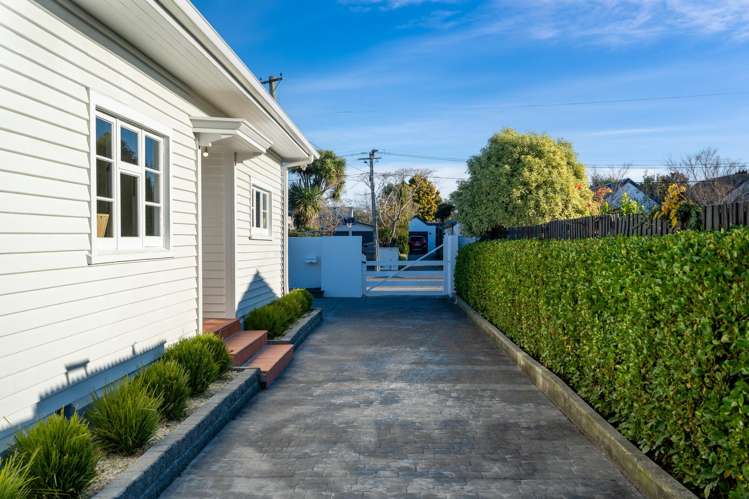 70 Mayfield Avenue St Albans_24