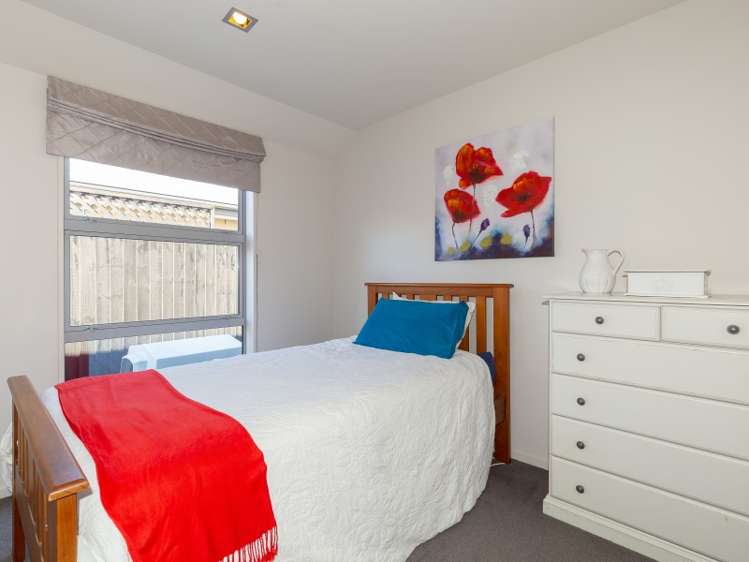 2 Millpark Place Northwood_14