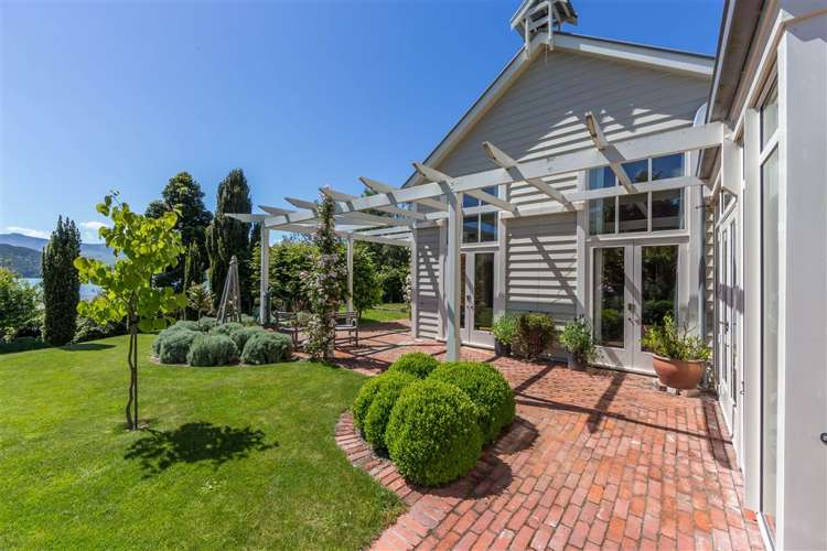 262 Wainui Main Road French Farm_13