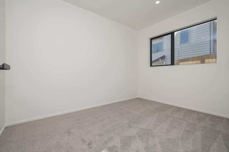 E/79 Archers Road Hillcrest_12
