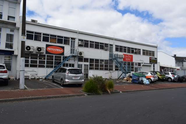 Dual access Manurewa Office Space