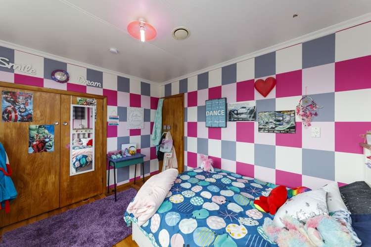 15 Makino Road Feilding_11