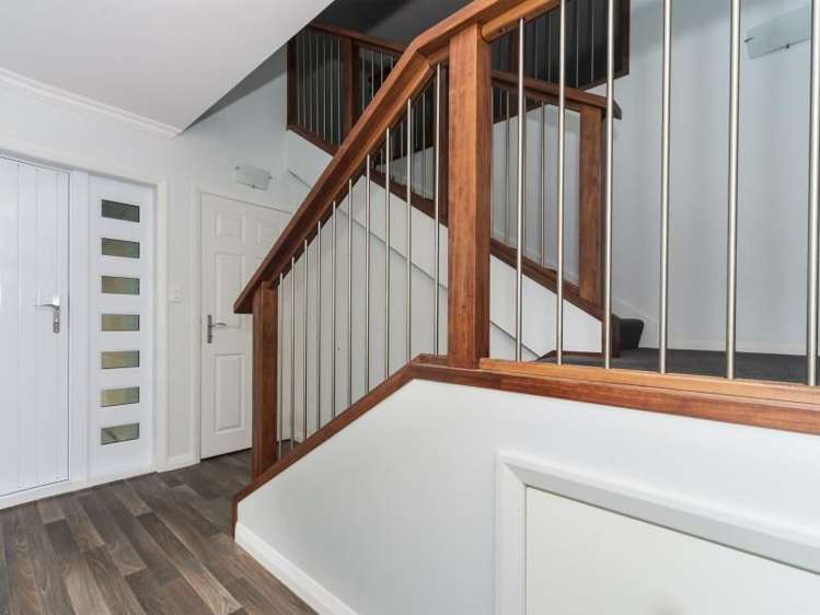 17 Sirrah Street Okitu_11