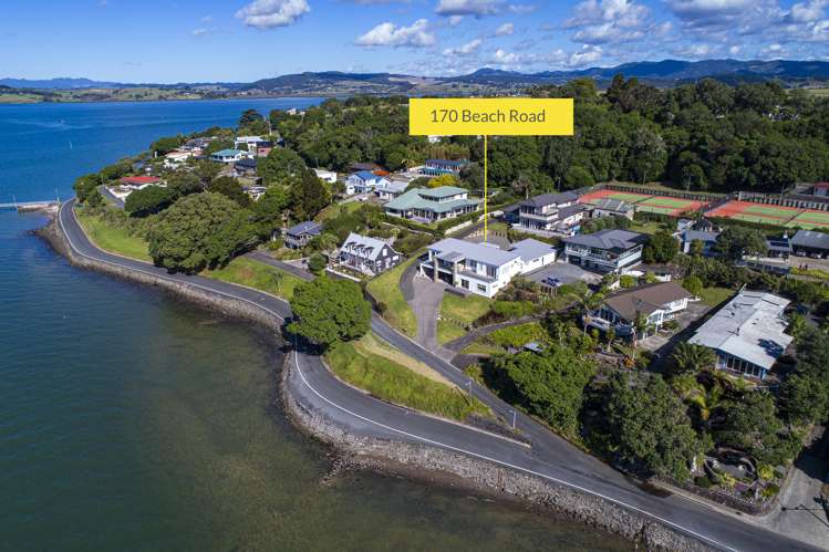 170 Beach Road Onerahi_31