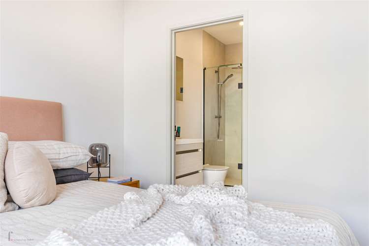 7/27b Hudson Bay Road Hobsonville_22