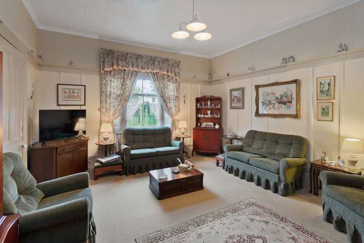 5 Charles Street Waddington_1