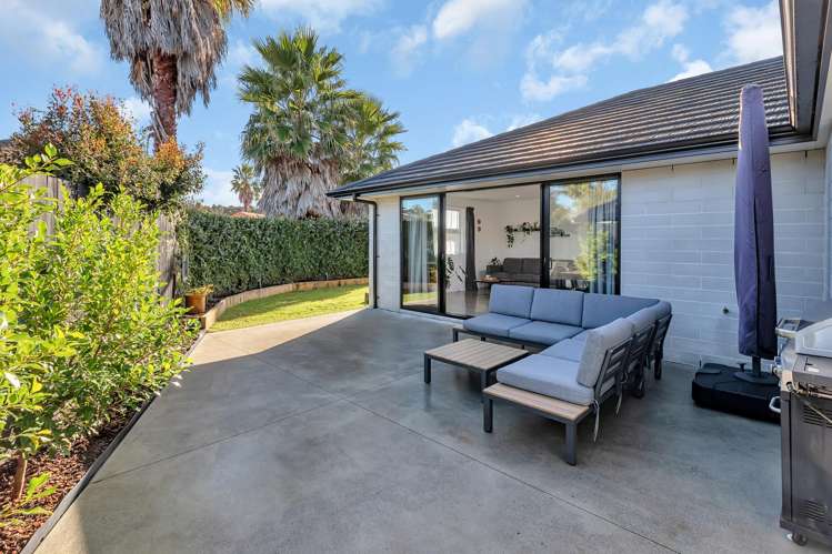 10 Lochiel Place Te Kamo_18