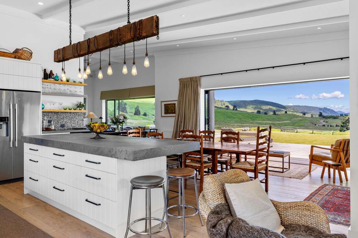 2/675 Whangamata Road_3