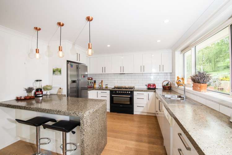 489 Waikerikeri Valley Road Alexandra_3