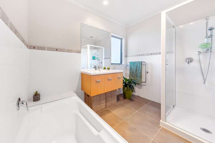 15 Silverwood Drive Flat Bush_11