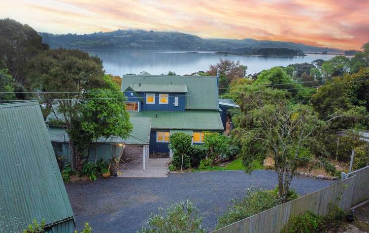 8 Short Street Waitati_38