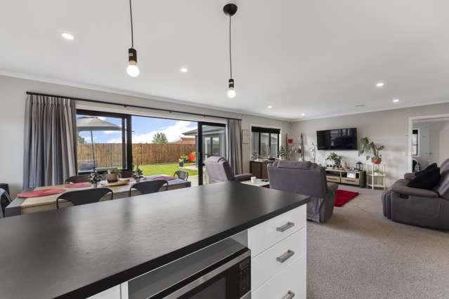 1 Wescombe Grove Feilding_3